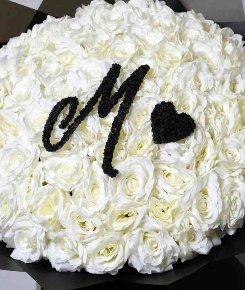 white ( without baby breath letter )